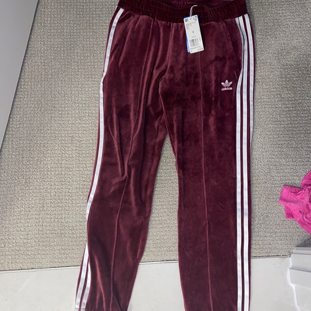 Woman’s velvet like sweat pants